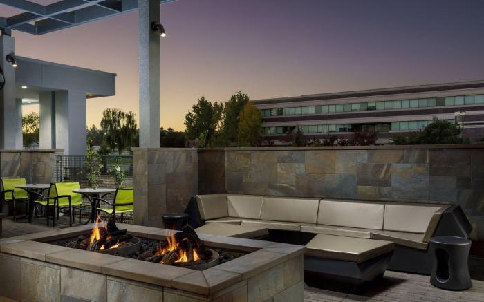SpringHill Suites Belmont Redwood Shores