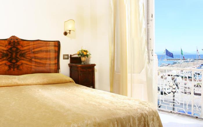 HOTEL HIERACON