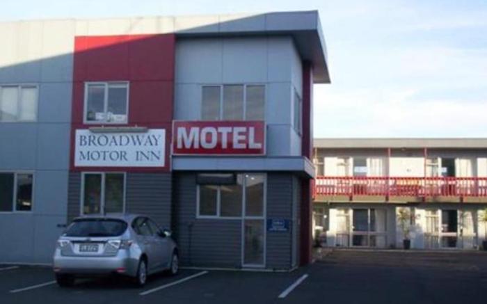 Broadway Motor Inn