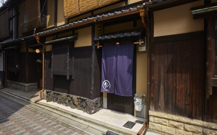 Rinn Shijo Takasegawa
