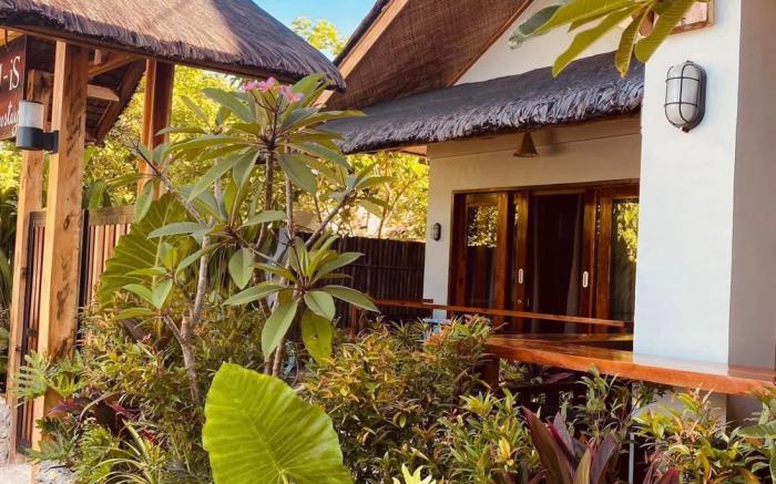 Matam-is Cafe & Homestay Deluxe room