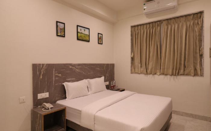 Hotel Jay Palace Inn, Solapur 
