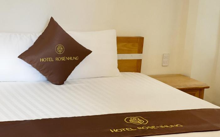 Rose Nhung Hotel CatBa