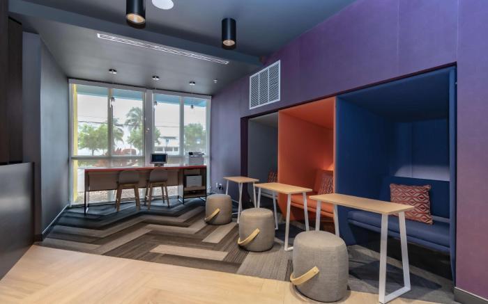 Tru by Hilton Florida City