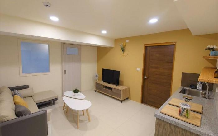 Close to Hualien Port. Lazy and comfortable space.