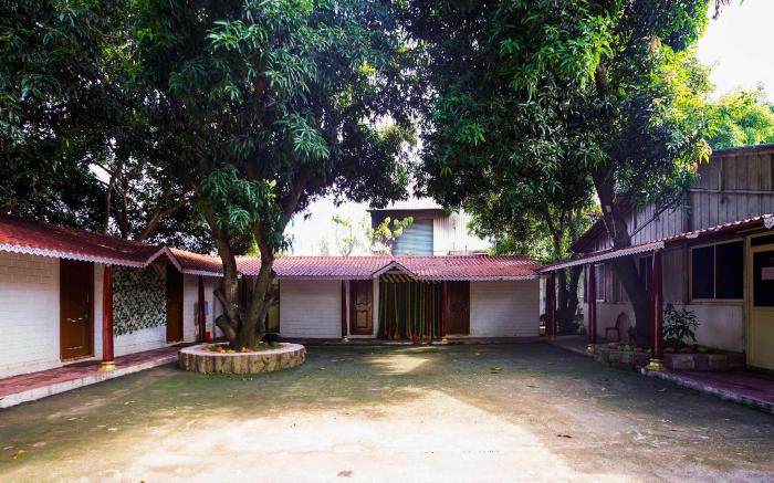Collection O Manyura Hotels & Resorts