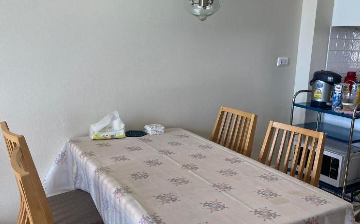 Peaceful Beach Condo for Family Boat House Hua Hin