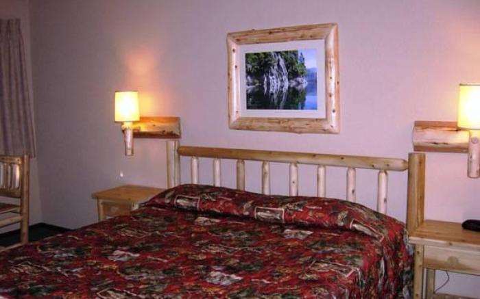 Wildwood Inn