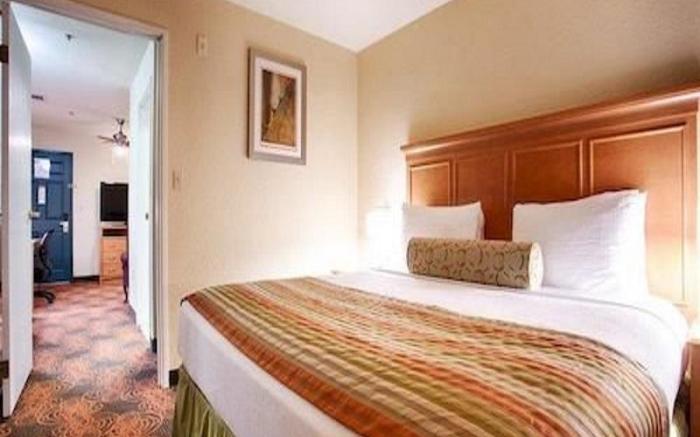 Best Western Plus Waco North