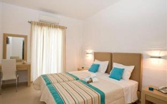 Zannis Hotel