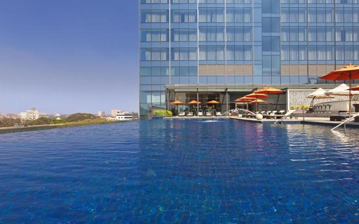 Sheraton Grand Bangalore Hotel at Brigade Gateway