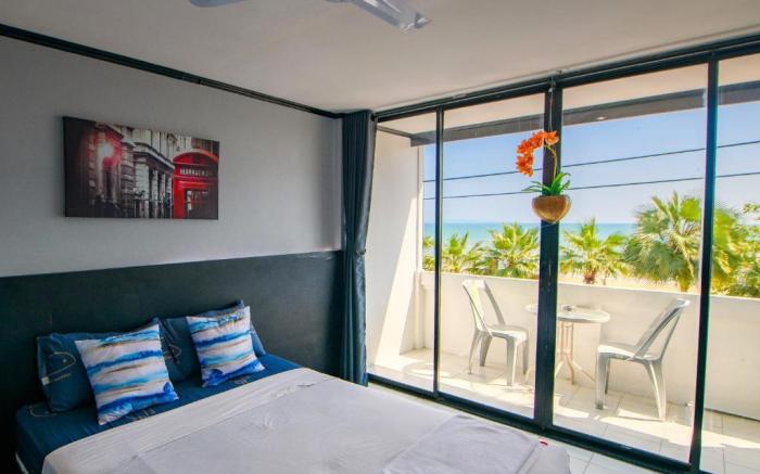 Hotel Denmark - Beachfront