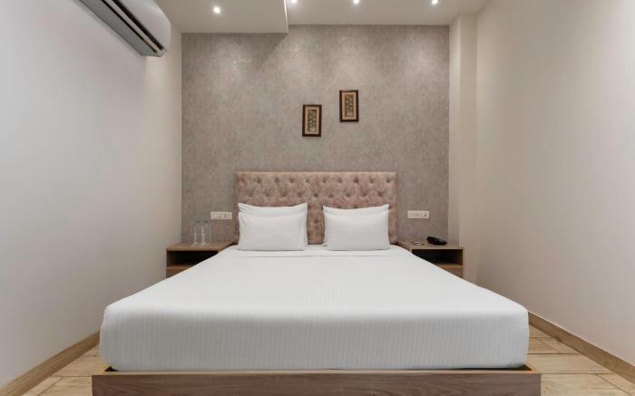 SPT Clarks Inn Suites, Mandi