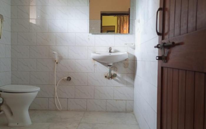 MADHUR RESIDENCY