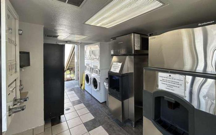 Studio 6  Suites Bellflower, CA - Los Angeles