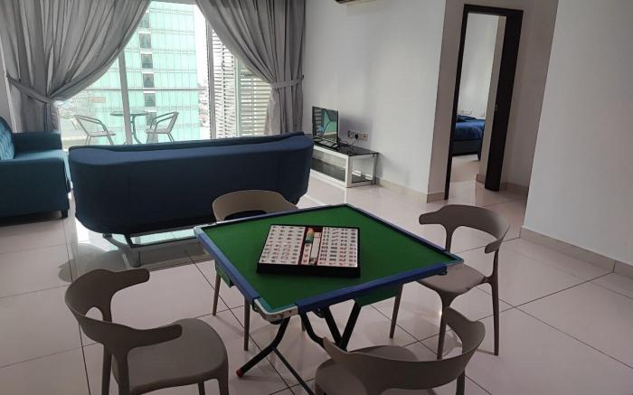 KSL 2 Bedroom (Private Lift) Level 15 @ 8-12pax
