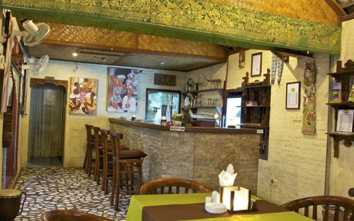 Temple Cafe and Seaside Cottages