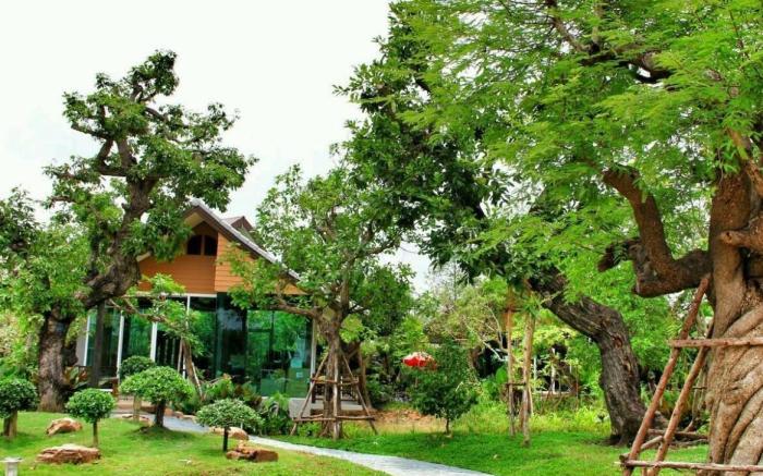 Taman Resort