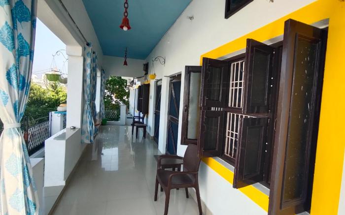 Iora Guesthouse