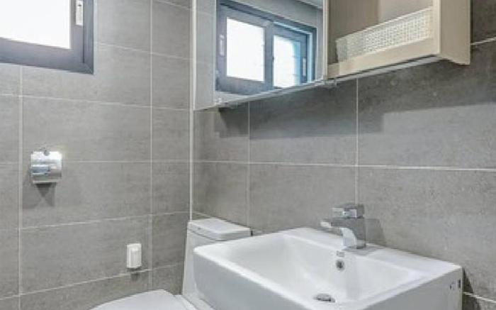 Gampo Beach Hill Pool Villa