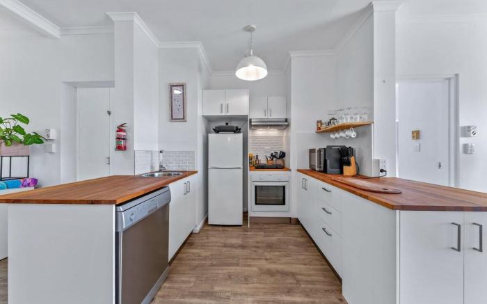 2BR Whitsundays Oasis w/ Ocean Views