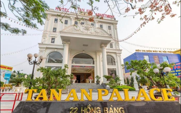 Tan An Palace
