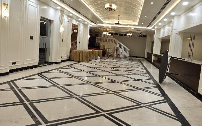 Shri ganpati sweet restaurant bakery banquet hotel