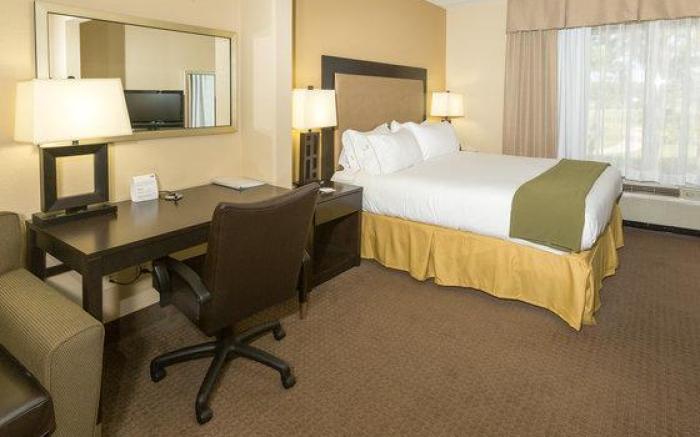 Holiday Inn Express Hotel & Suites Jacksonville Airport By IHG