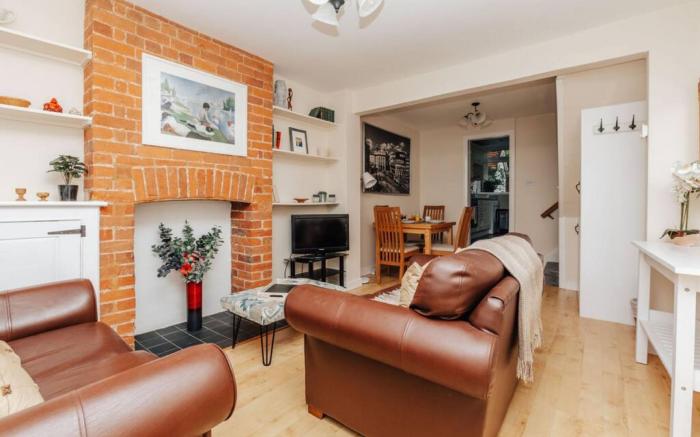 Honeysuckle Terrace - From £125 Per Night