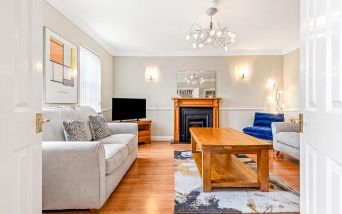 Olive Tale - From £225 Per Night