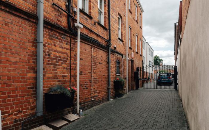 Henley town centre with parking - From £110 Per Night