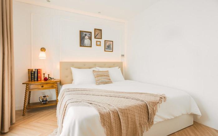 Neutralstyle in Tplace Grand Hanoi Top Elite 5*Apt