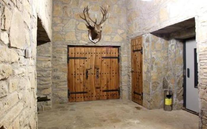 Chateau Copsa Complex