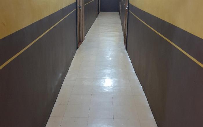 OYO 1011 First Hotel