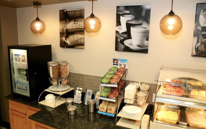 Best Western Plus Omaha Airport Inn