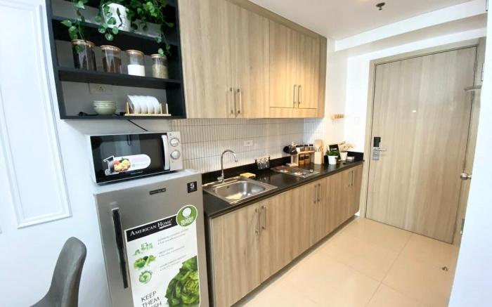 HappyHomes @ Shore 1 twr A | 1BR w balcony nr MOA