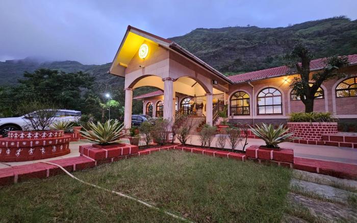 Shivraj Palace Resort