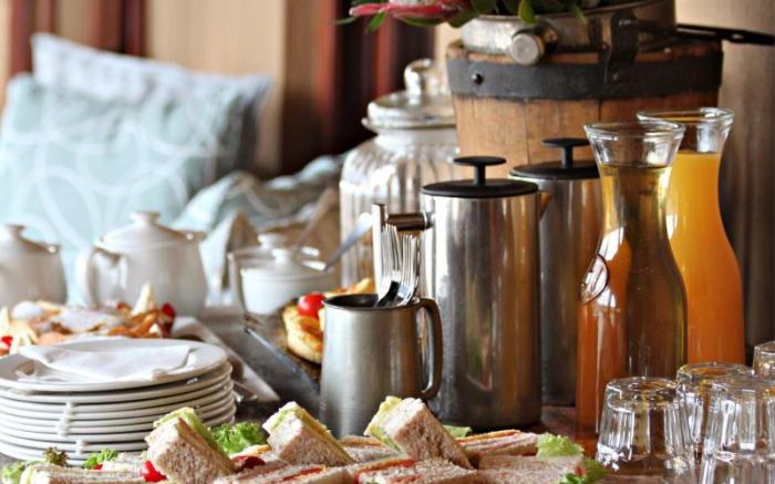 Hlosi Game Lodge
