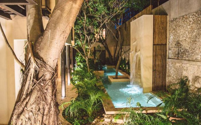 Treehouse Boutique Hotel 
