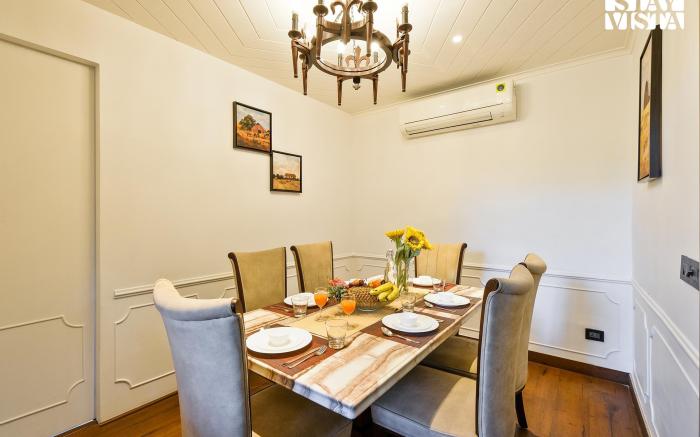 StayVista at Villa Sierra Sky- Pet Friendly