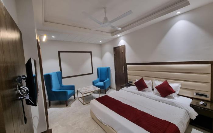 Luxe Resorts