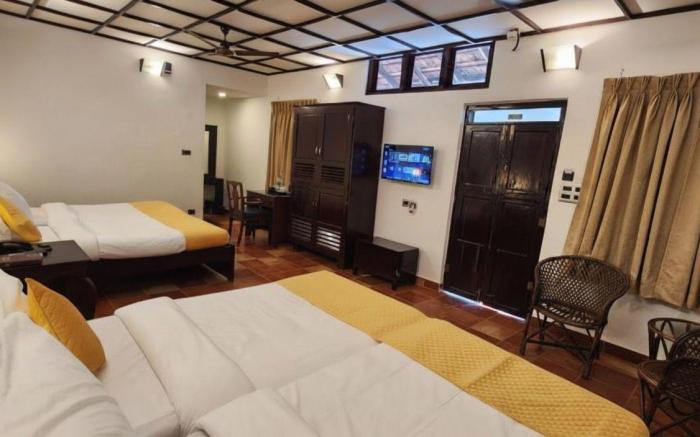 KUMARAKOM THARAVADU - THE HERITAGE HOTEL