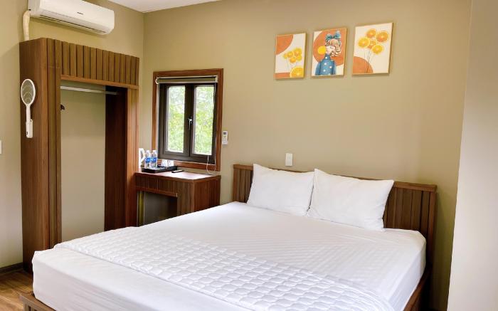 Deluxe Room with Mountain View