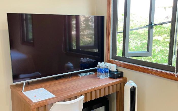Deluxe Room with Mountain View