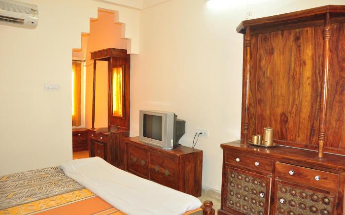 Nakhrali Dhani Resort