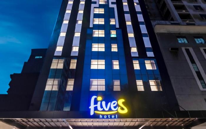 FIVES HOTEL MELDRUM