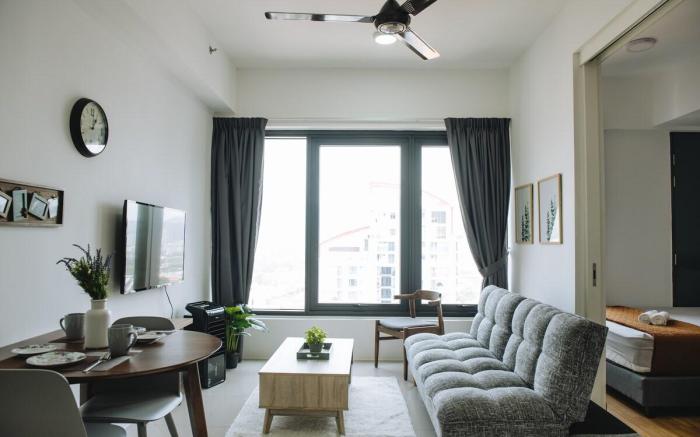 The Elm l Central Georgetown Condo @Macalister