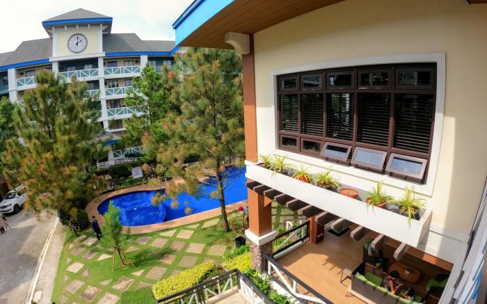 Tagaytay Studio Condominium at Pines Suites