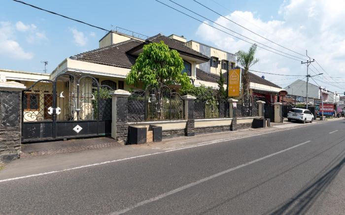 RedDoorz Syariah @ Jalan Siliwangi Tasikmalaya