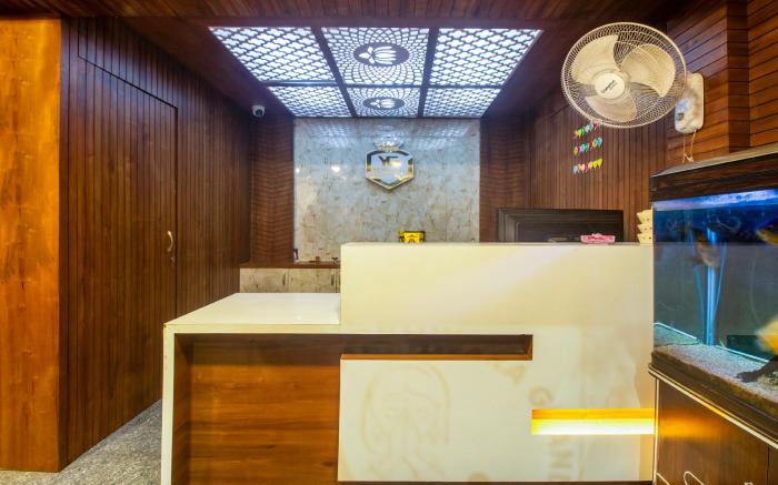 Itsy Hotels Yogeshwara Grand